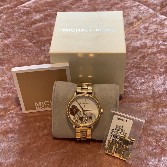 Michael Kors Gold “Bling” Watch Timepiece - Picture 1 of 8